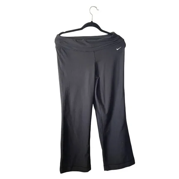 Nike Women's Power Training Dri-Fit Medium Black Pants - Picture 1 of 5